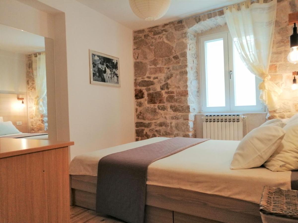 Apartment Julija Vodice Zewnętrze zdjęcie